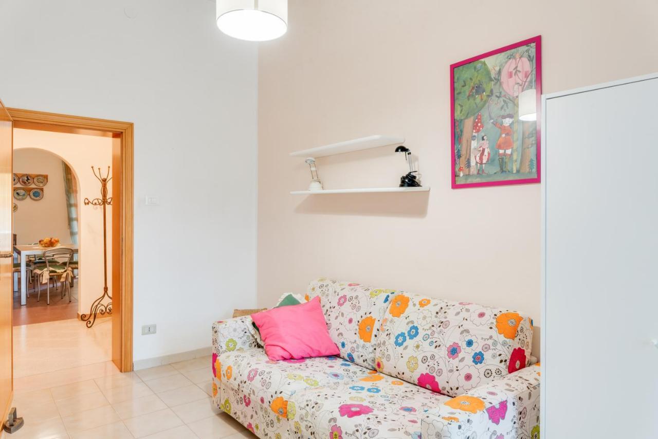 Marradi Apartment With Balcony Livorno Exterior foto